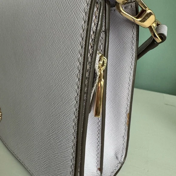 Tory Burch Lilac Crossbody Purse GUC - Picture 5 of 7